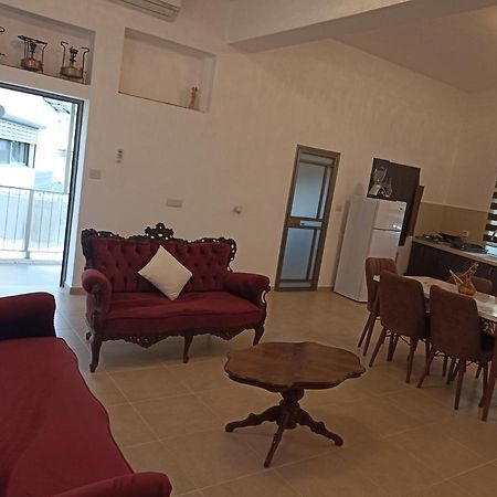 Allenby Guest House Haifa Buitenkant foto